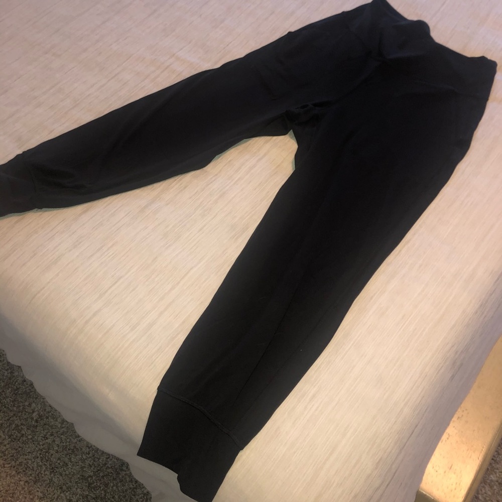 Lululemon Align Jogger Size 6 28”